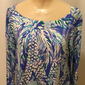 Lilly Pulitzer ~ NWOT ~ 93% Rayon & 7% Spandex ~ Large, Gold Button detail